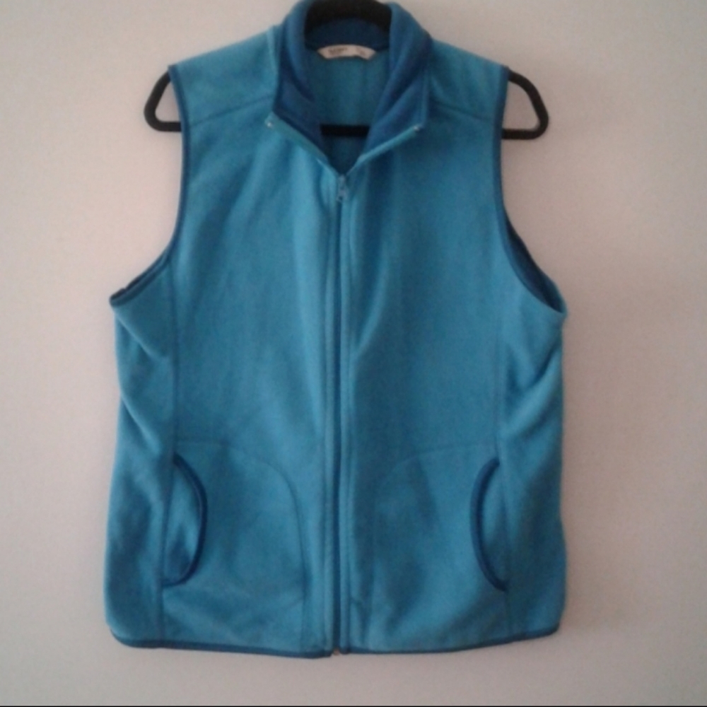 Old Navy XL fleece vest